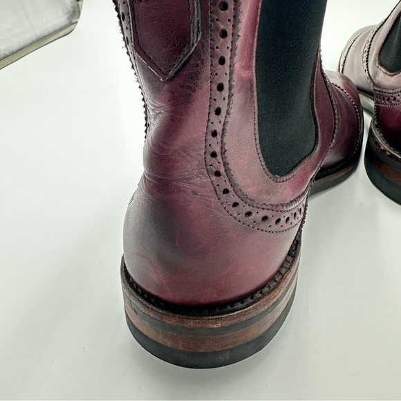 Allen Edmonds Lombard Cap Toe Chelsea Slip On Boot Merlot 9 D Dainite 4310 main image 12